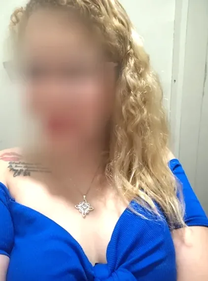 Esther, 37