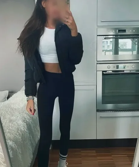 Marlies, 36