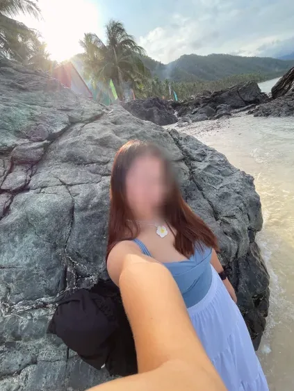 Sabine, 24