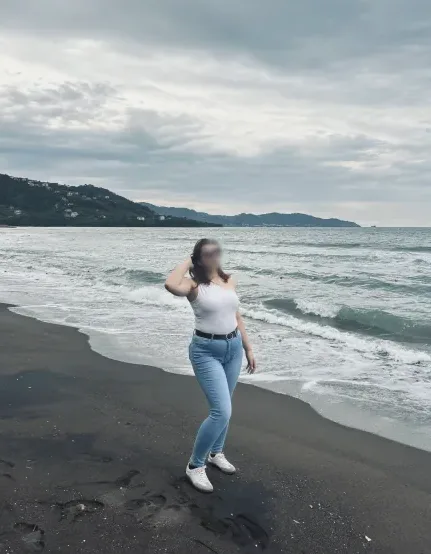 Salma, 21