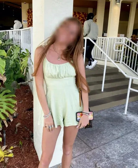 Sofia, 19